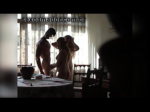 ❤️ Sexvänner bjuder in en gigantisk man och en trekant med honom ☑ Fuckingvideo at us sv.hotpornphotos.ru ❌
