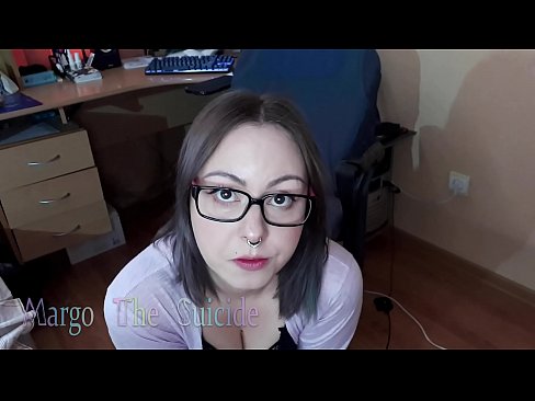 ❤️ Sexig tjej med glasögon suger Dildo djupt på kamera ☑ Fuckingvideo at us sv.hotpornphotos.ru ❌